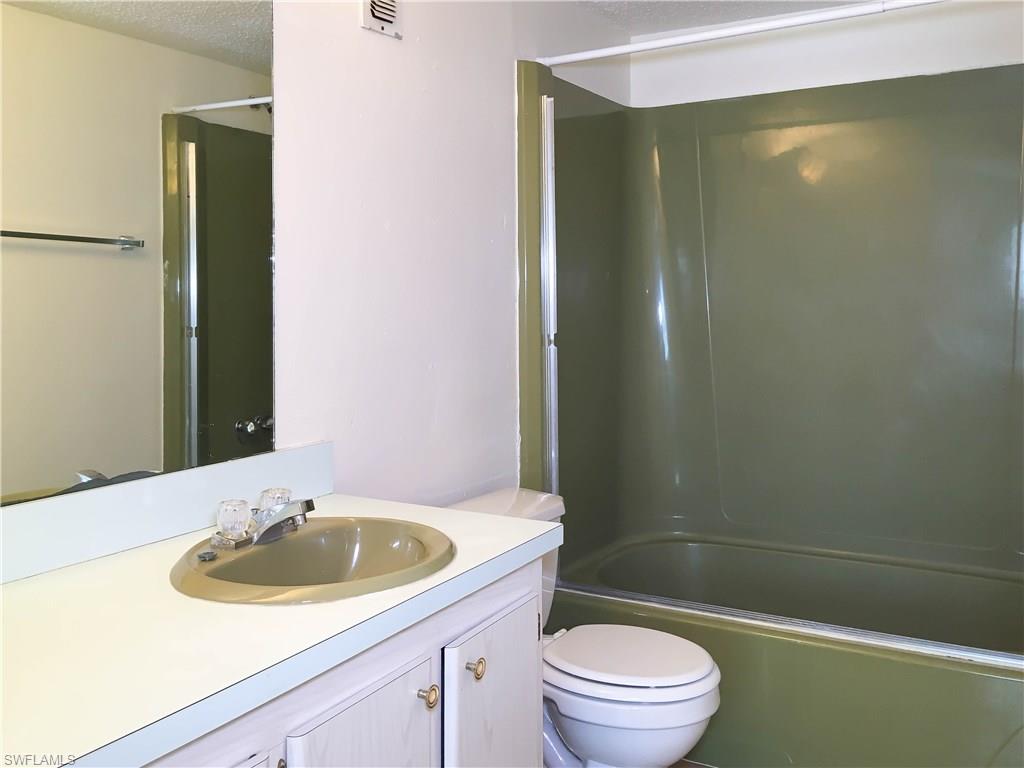 WINDSOR WEST - Residential