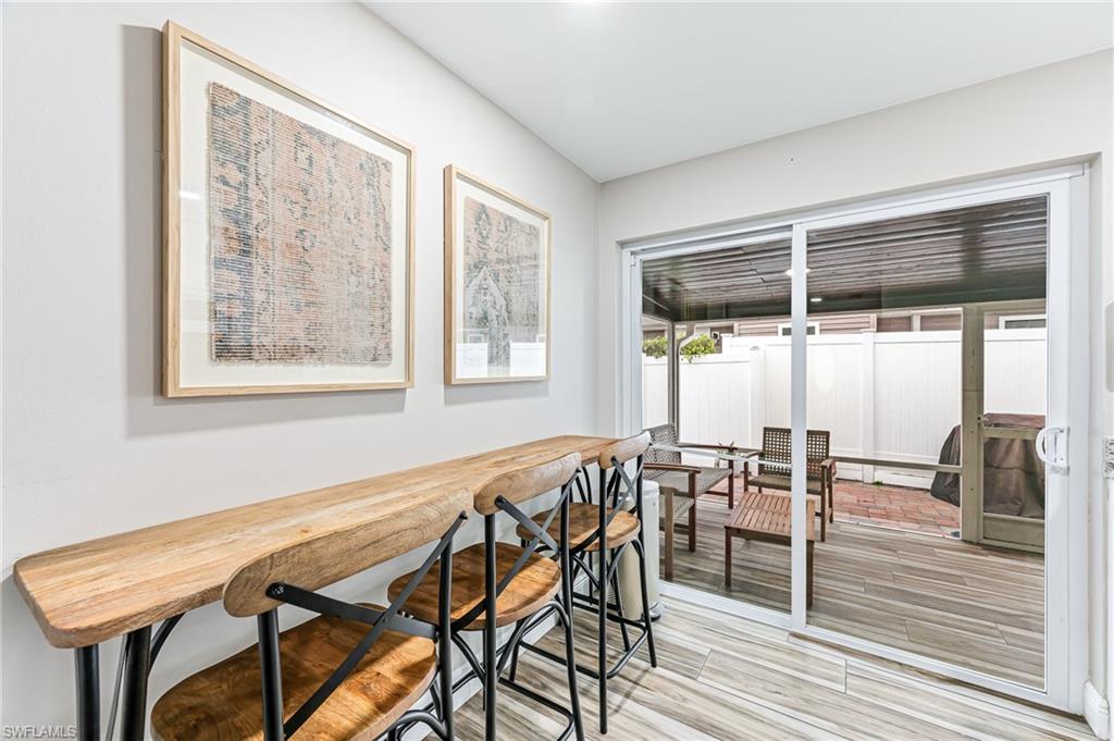 NAPLES PARK - Residential Income