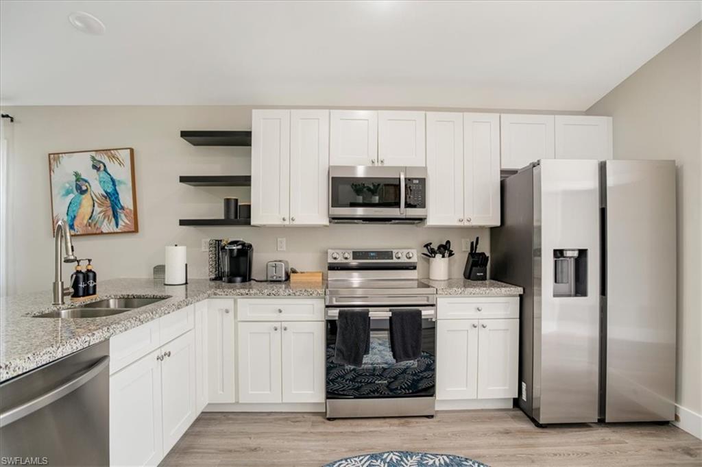 HALLENDALE - Residential Lease