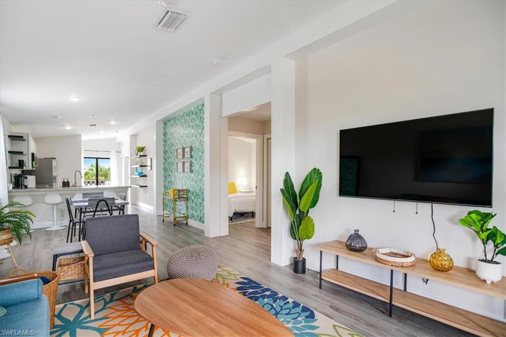 HALLENDALE - Residential Lease