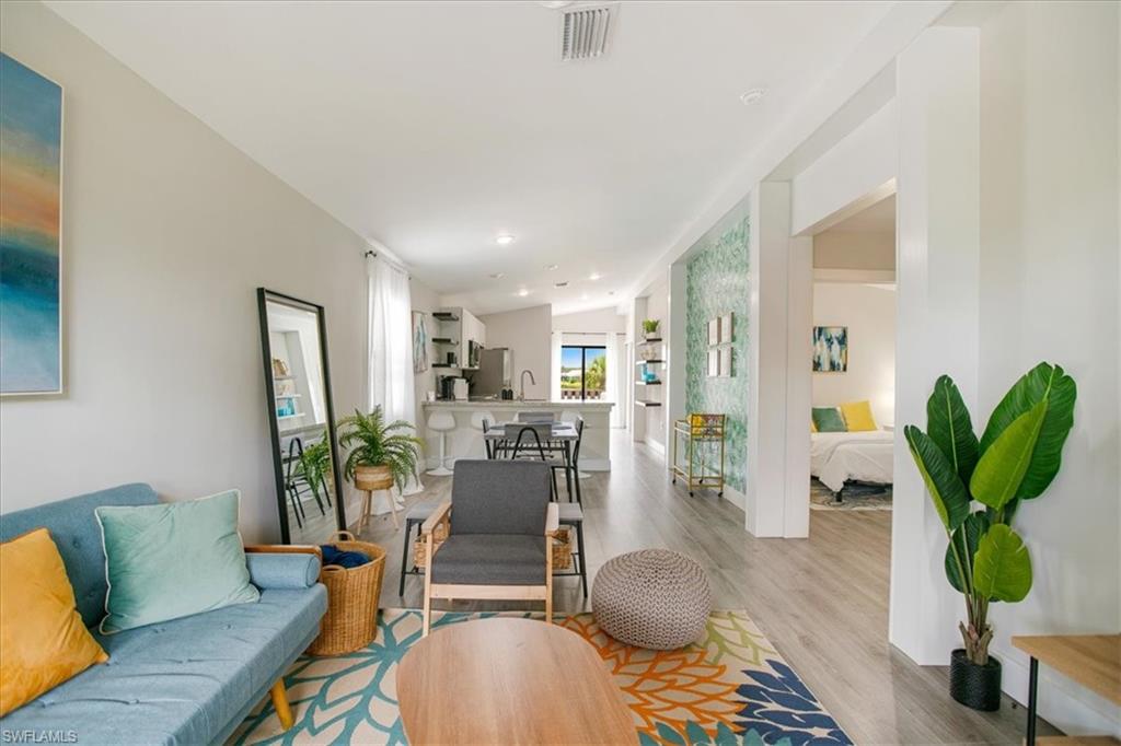 HALLENDALE - Residential Lease