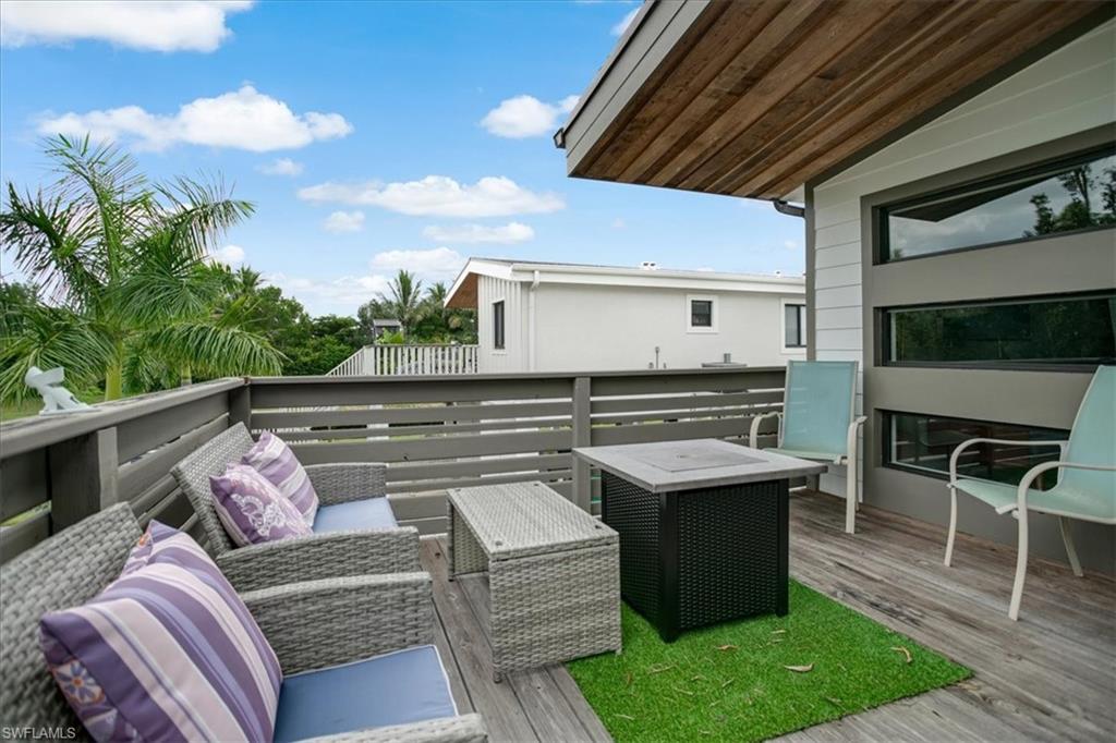 HALLENDALE - Residential Lease