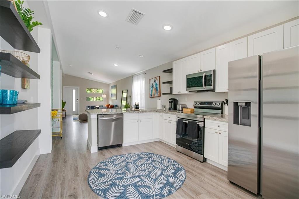 HALLENDALE - Residential Lease