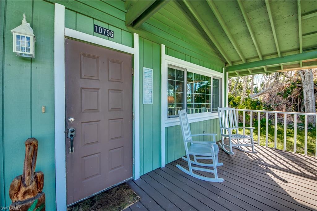 PINE ISLAND CENTER - Residential
