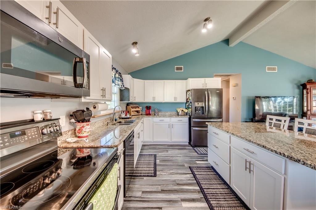 PINE ISLAND CENTER - Residential