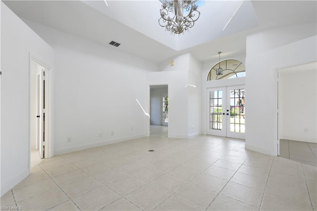 ISLES OF CAPRI - Residential
