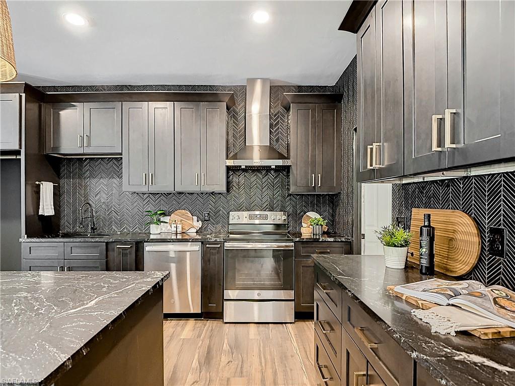 GOLDEN GATE ESTATES - Residential Lease