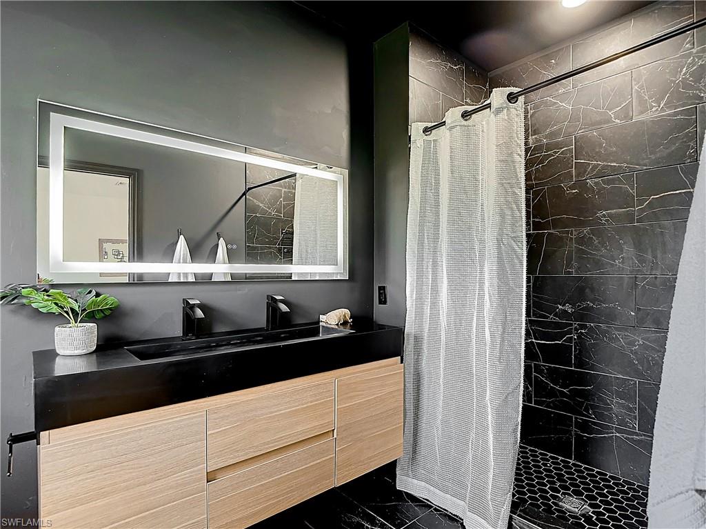 GOLDEN GATE ESTATES - Residential Lease