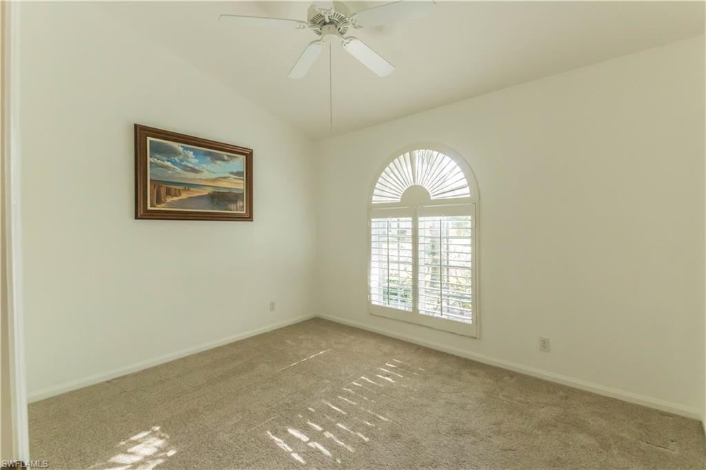 FOUNTAIN LAKES - Residential