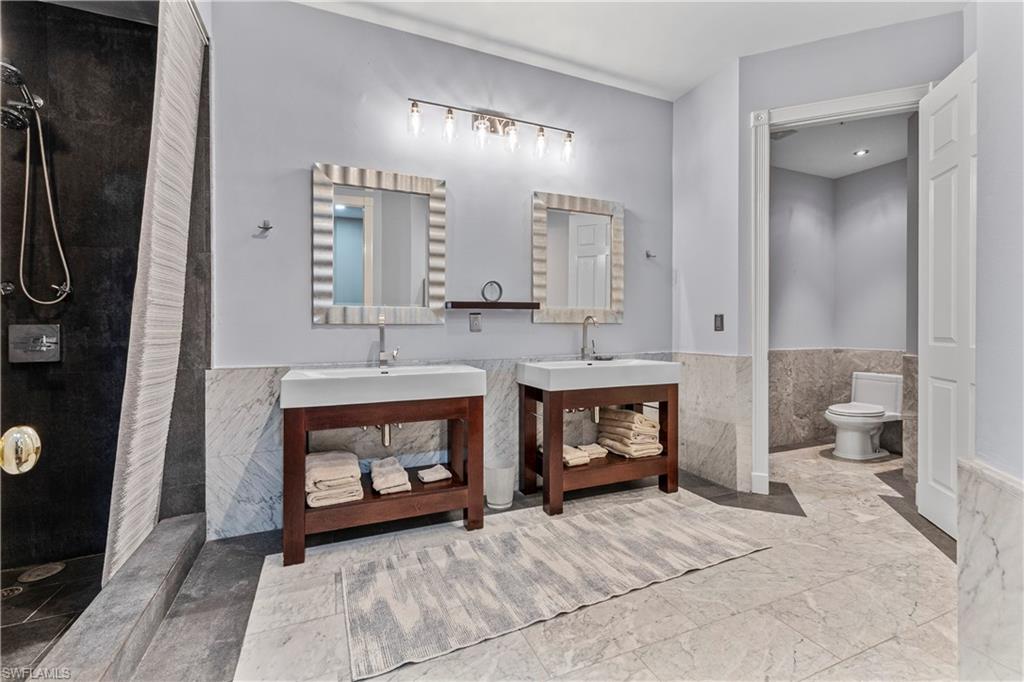 LES CHATEAUX - Residential Lease