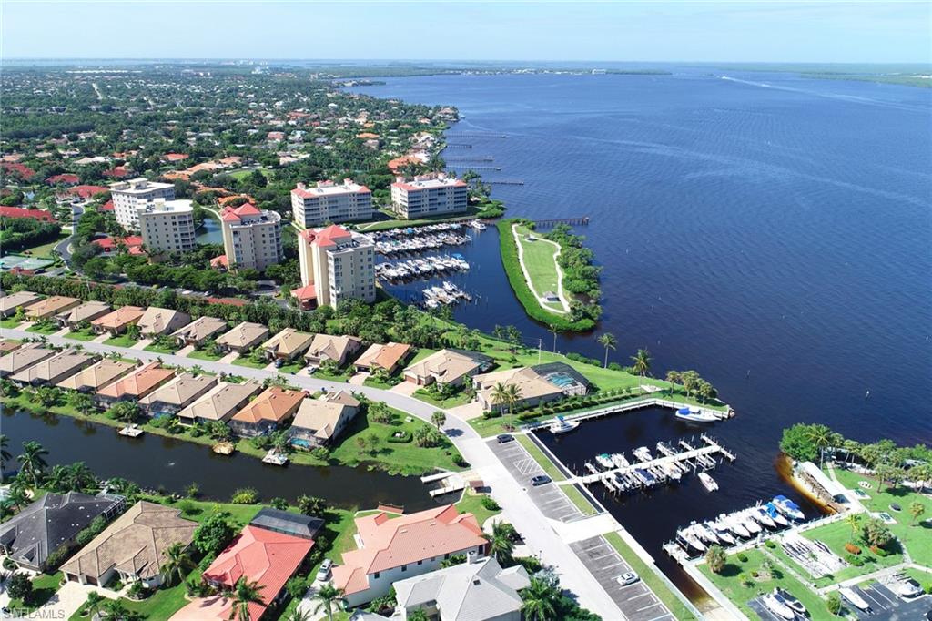 HARBOR PLACE VISTAS - Residential