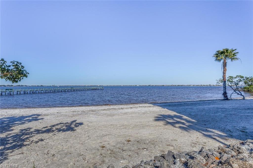HARBOR PLACE VISTAS - Residential