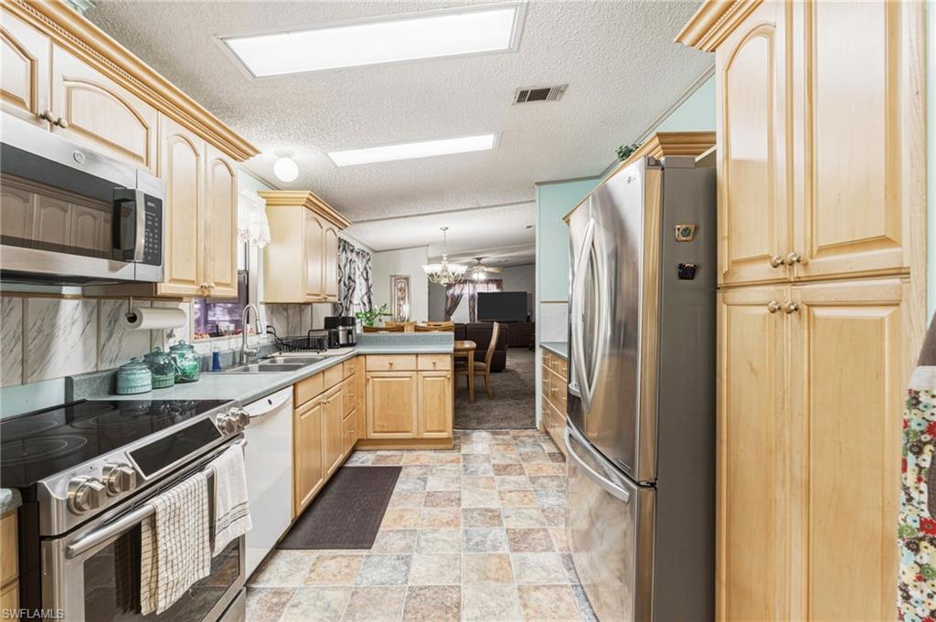 PEACE RIVER HIGHLANDS - Residential
