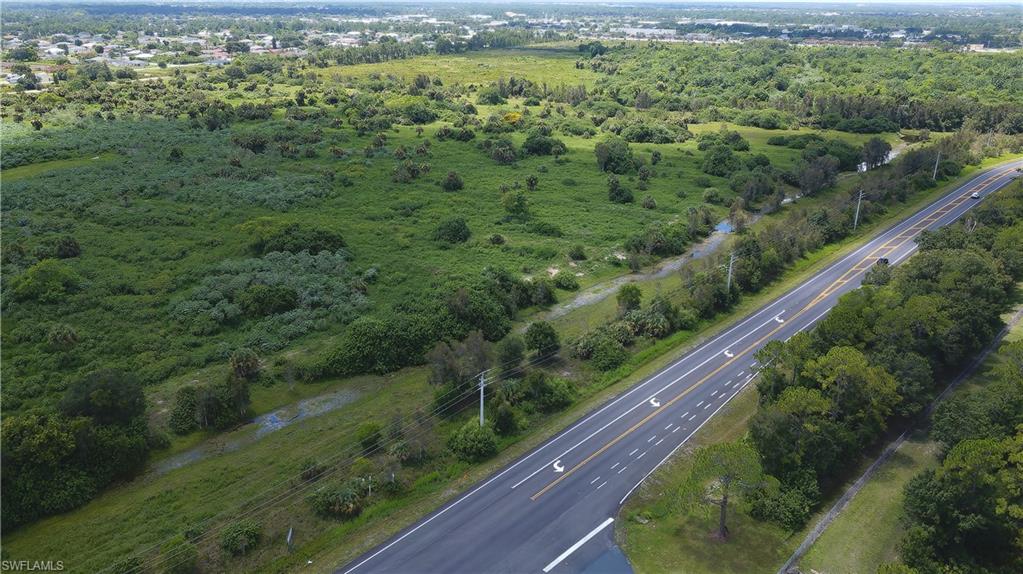 ACREAGE - Land
