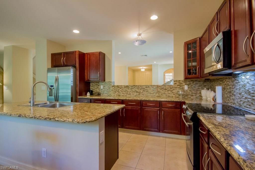 CATALINA ISLES - Residential