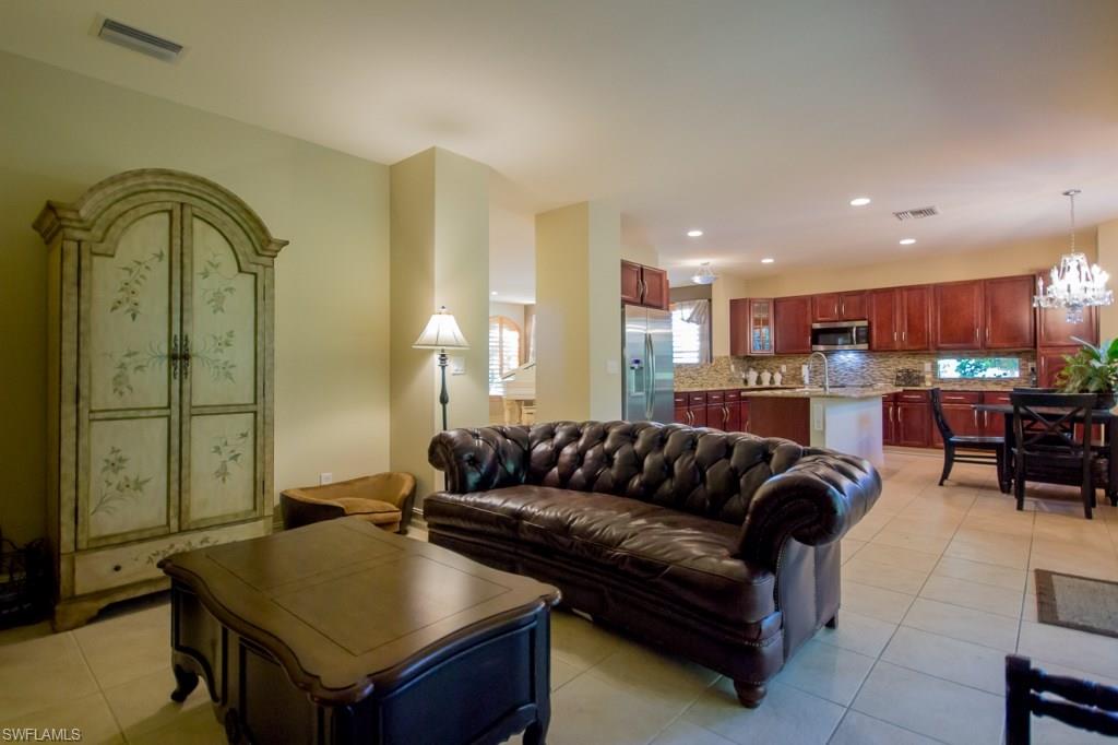 CATALINA ISLES - Residential