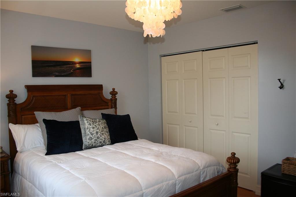 CATALINA ISLES - Residential