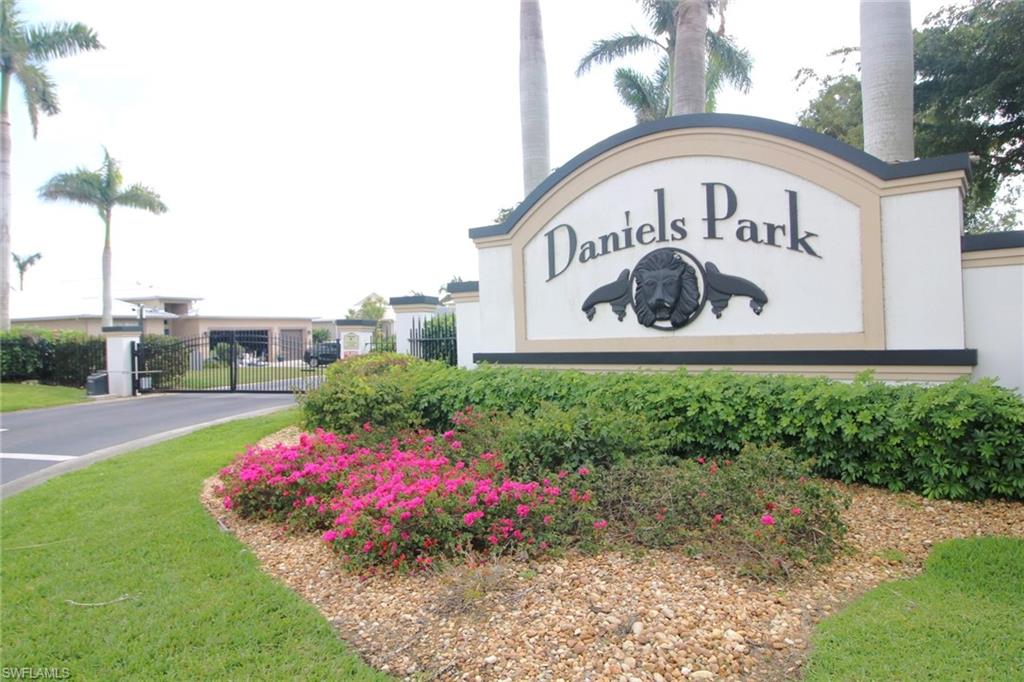 DANIELS PARK - Residential