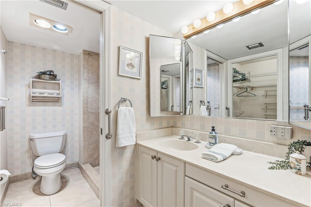 NAPLES BATH AND TENNIS CLUB - Residential