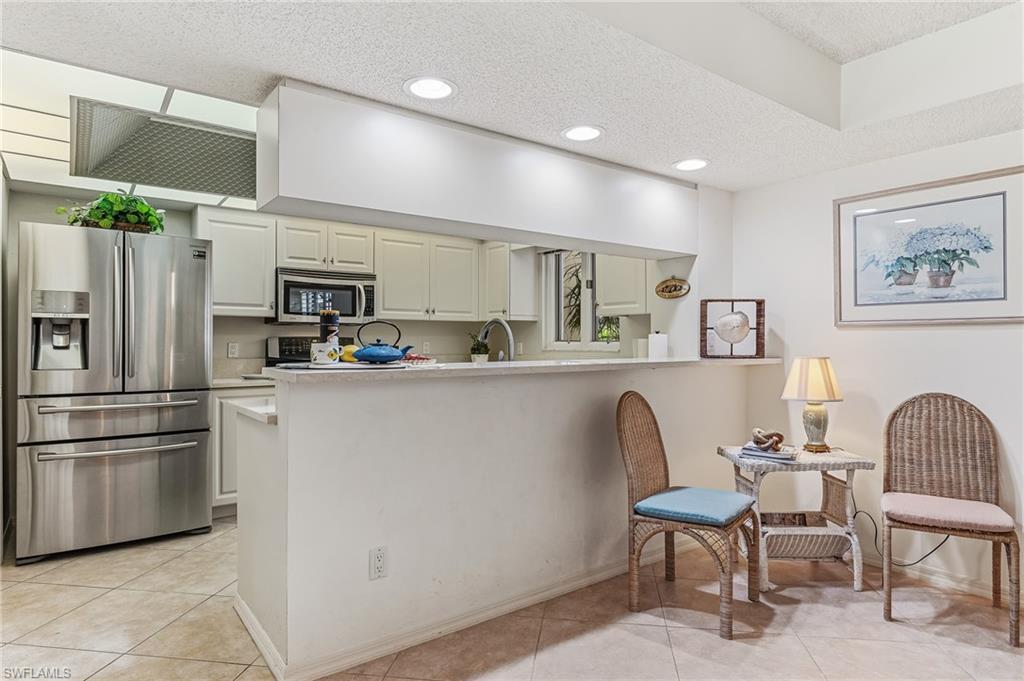NAPLES BATH AND TENNIS CLUB - Residential