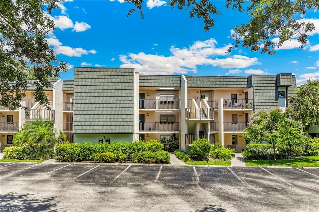 NAPLES BATH AND TENNIS CLUB - Residential
