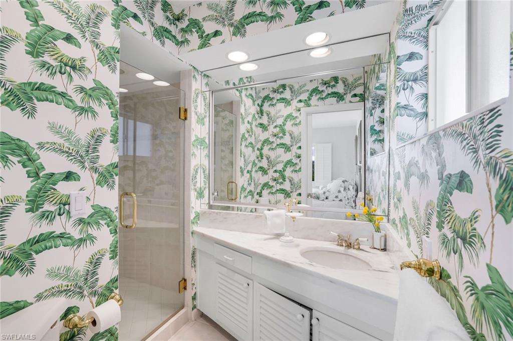LA TOUR RIVAGE - Residential Lease