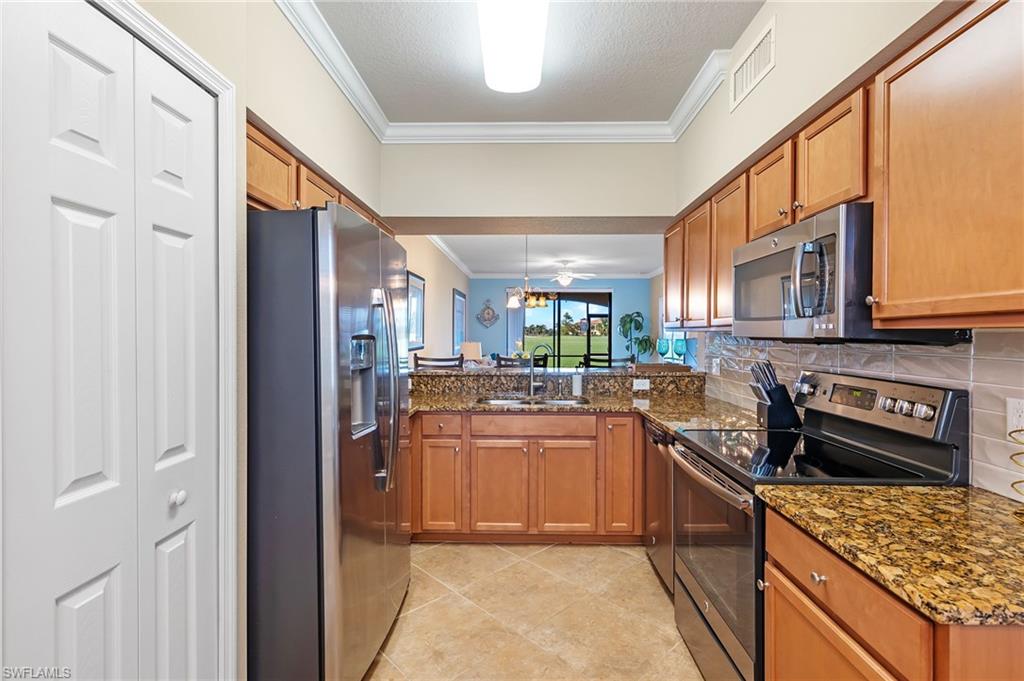 BONITA NATIONAL GOLF AND COUNTRY CLUB - Residential Lease