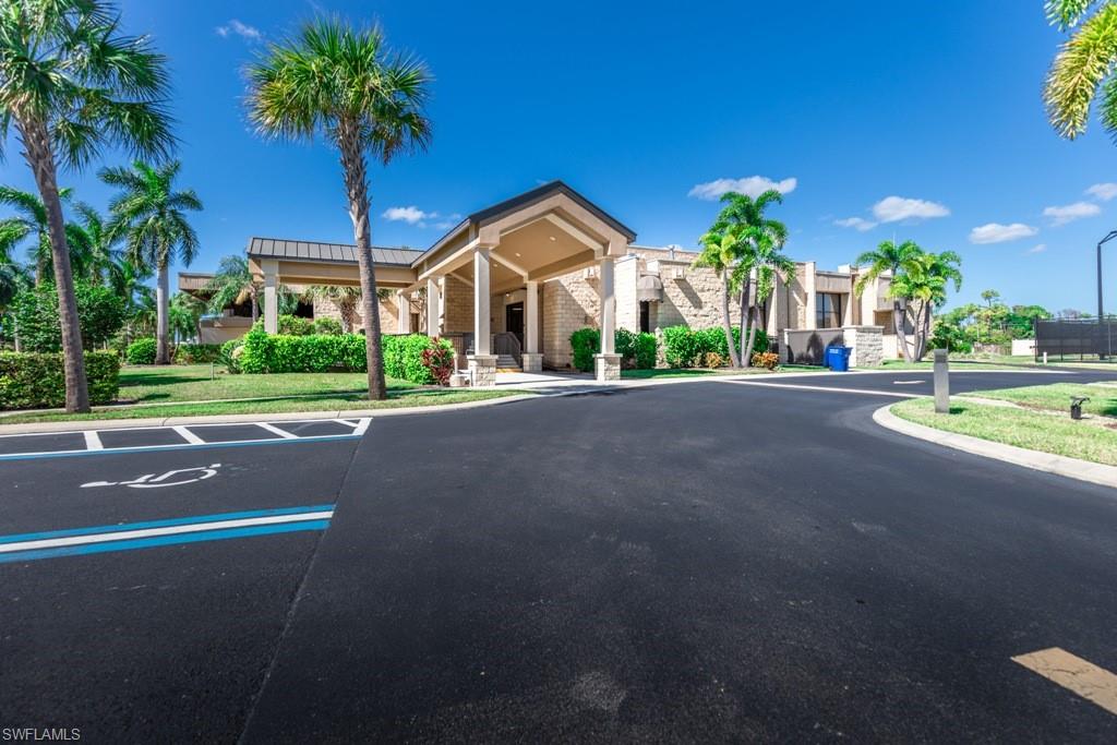SEVEN LAKES - Residential
