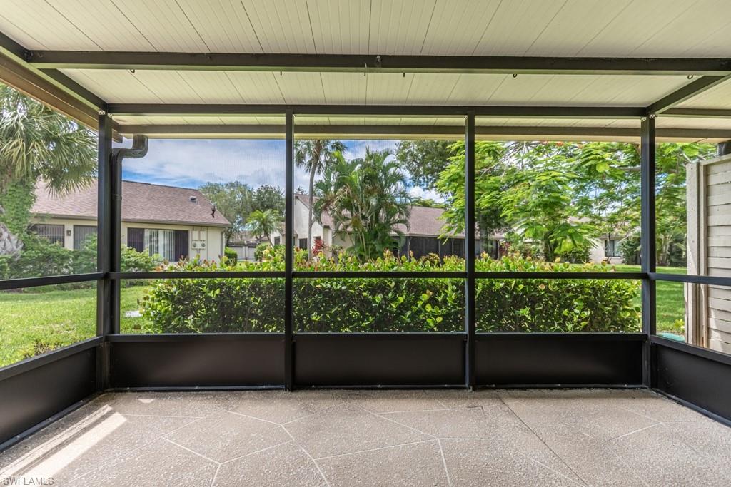 SEVEN LAKES - Residential