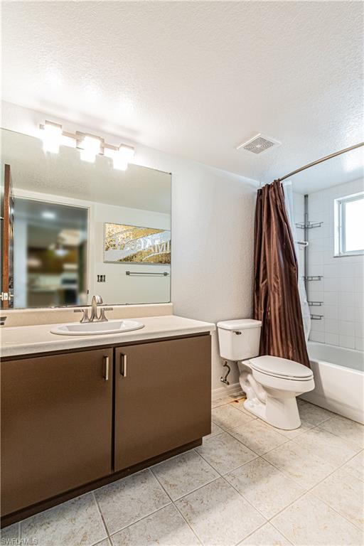 KEY ROYAL CONDOMINIUMS - Residential