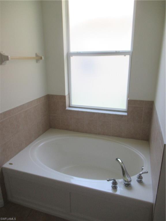 BELLA TERRA - Residential Lease