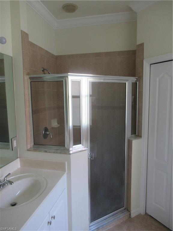 BELLA TERRA - Residential Lease
