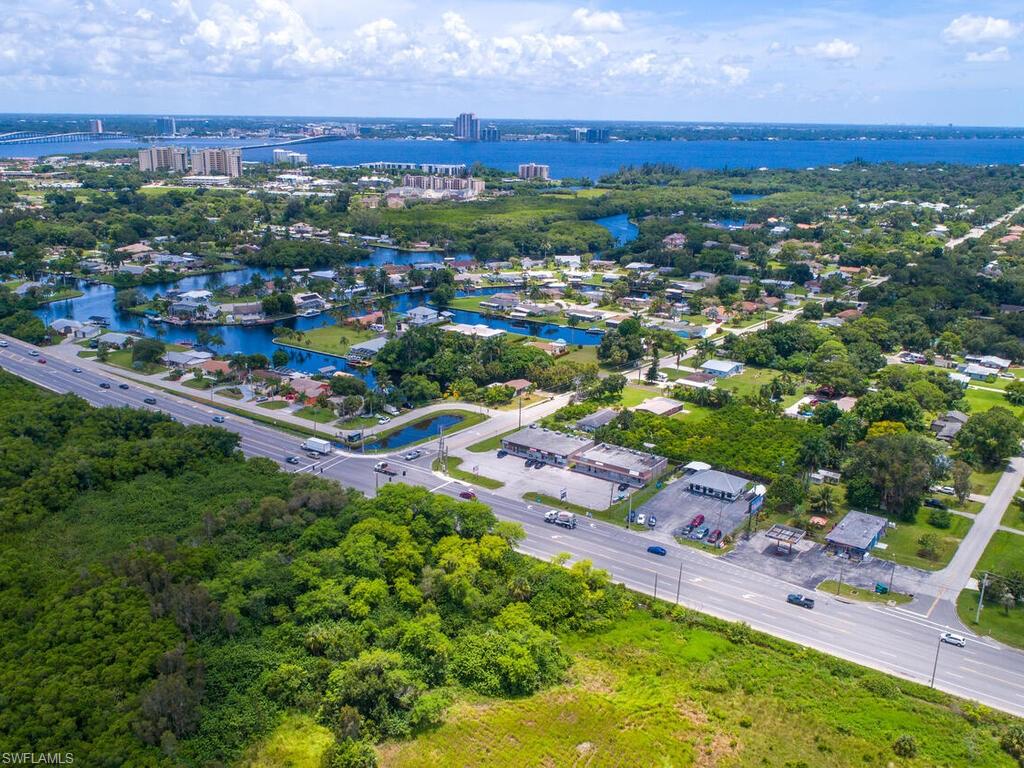 BLUE WATER SHORES - Residential