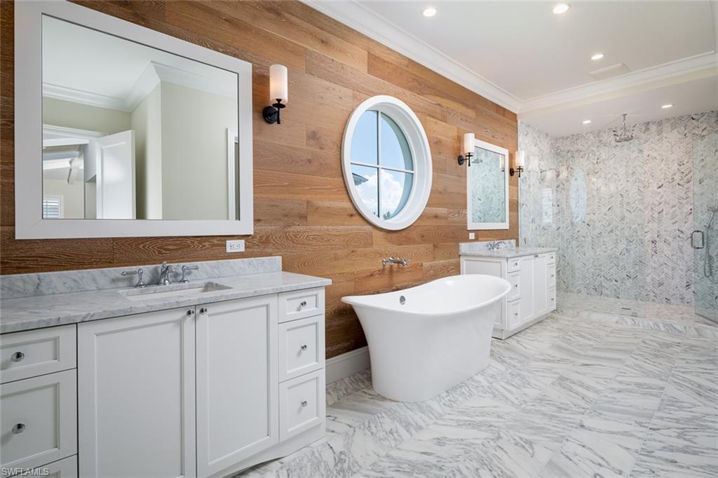 SOUTHPORT ON THE BAY - Residential
