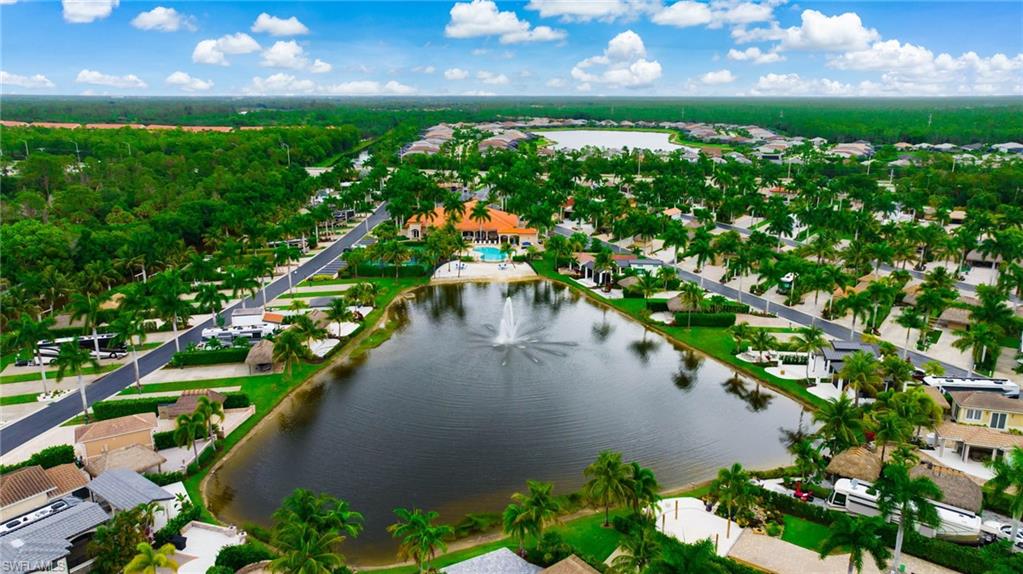 NAPLES MOTORCOACH RESORT - Land
