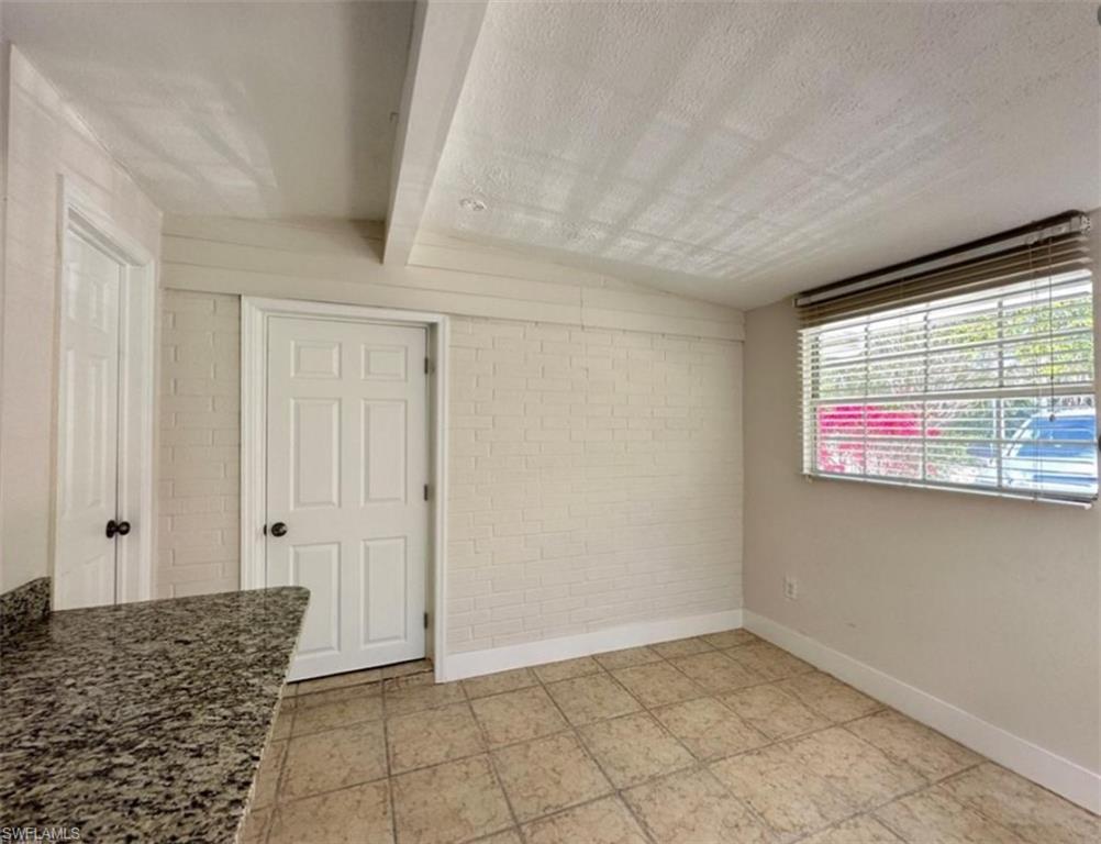 BROOKSIDE - Residential