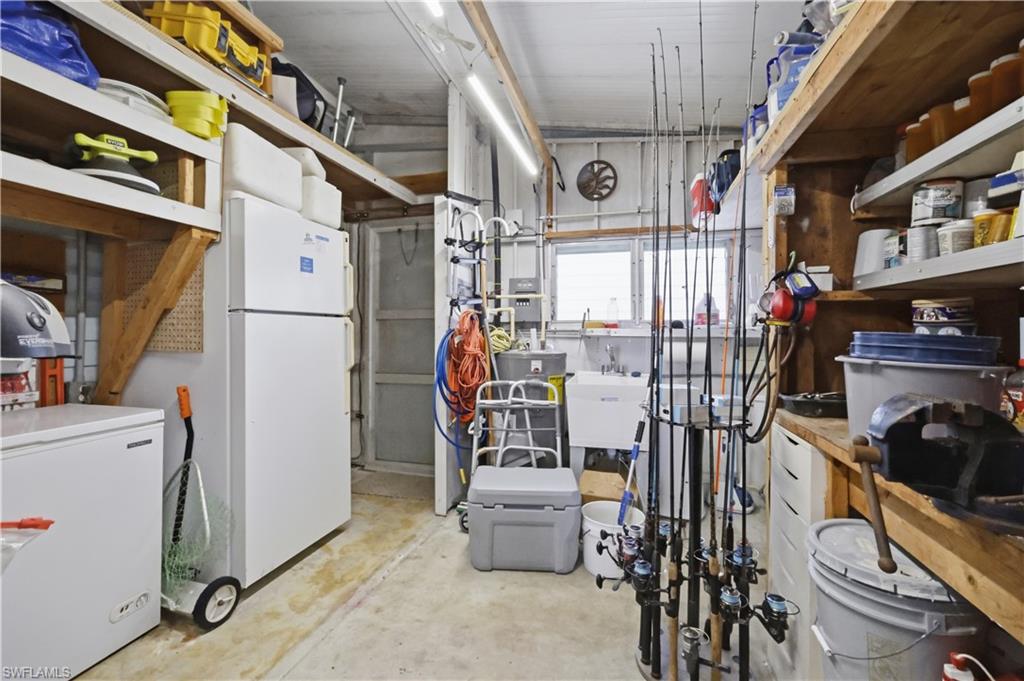 FOREST PARK MOBILE HOME - Residential