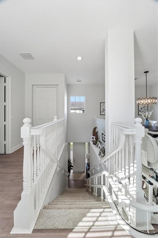 HAWTHORNE - Residential Lease
