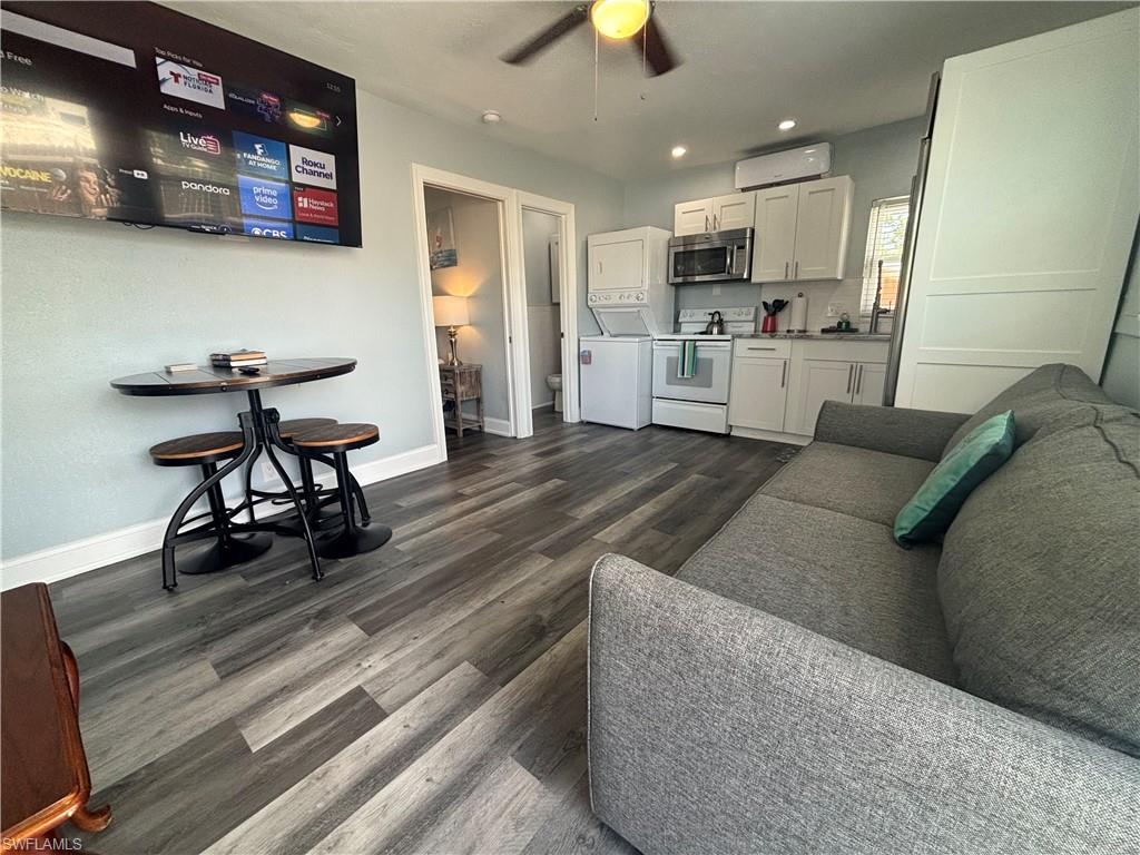 BONITA SPRINGS - Residential Income