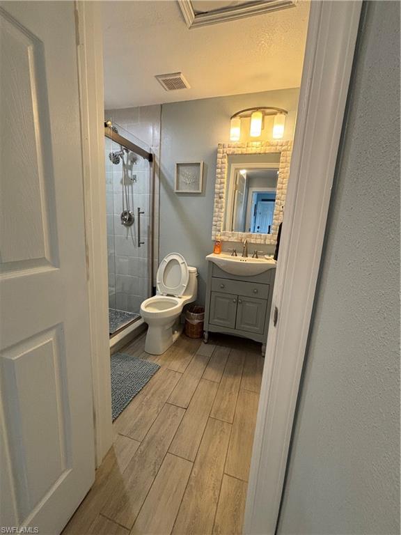 BONITA SPRINGS - Residential Income