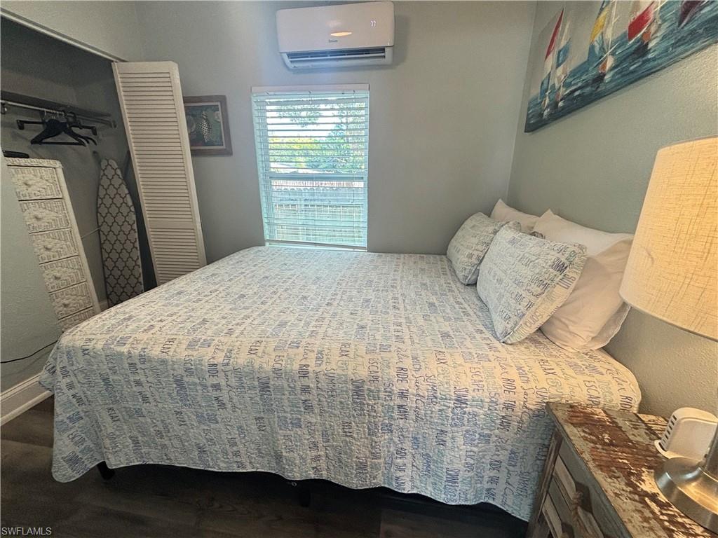 BONITA SPRINGS - Residential Income