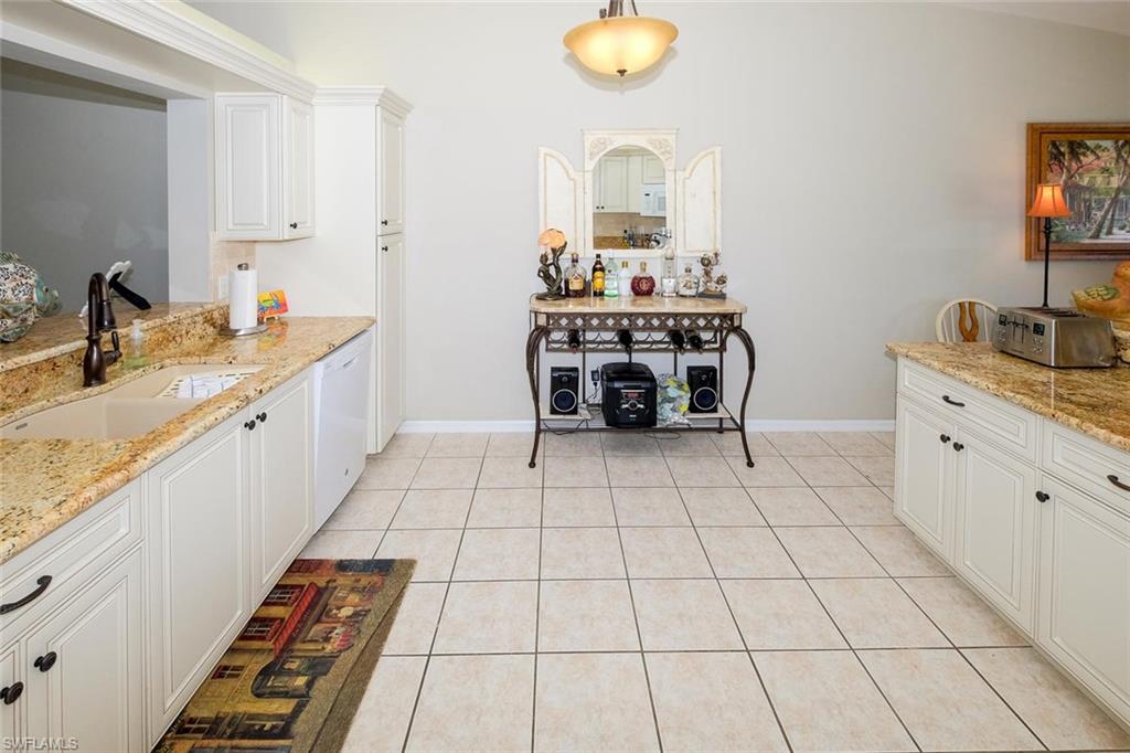 WILLOWBROOK - Residential