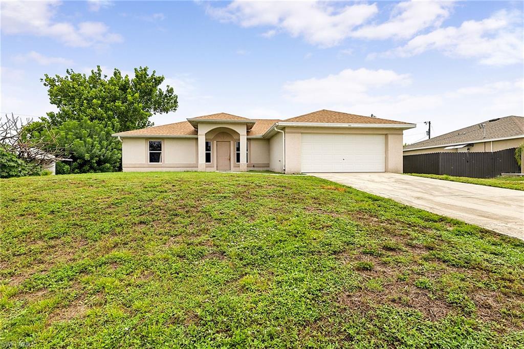 Welcome home to this well-maintained 3-bedroom, 2-bath home featuring a brand-new roof installed in June 2026 for added peace of mind! The desirable open-concept floor plan offers a spacious living and dining area with vaulted ceilings, creating a bright and inviting atmosphere that's perfect for both everyday living and entertaining. The kitchen overlooks the main living space and includes a breakfast bar, making it easy to stay connected while preparing meals. A split-bedroom layout provides added privacy, with the generous primary suite featuring a large walk-in closet and a private ensuite bathroom. Step outside to the screened lanai, an ideal spot to enjoy your morning coffee or unwind in the evenings while overlooking the backyard.
