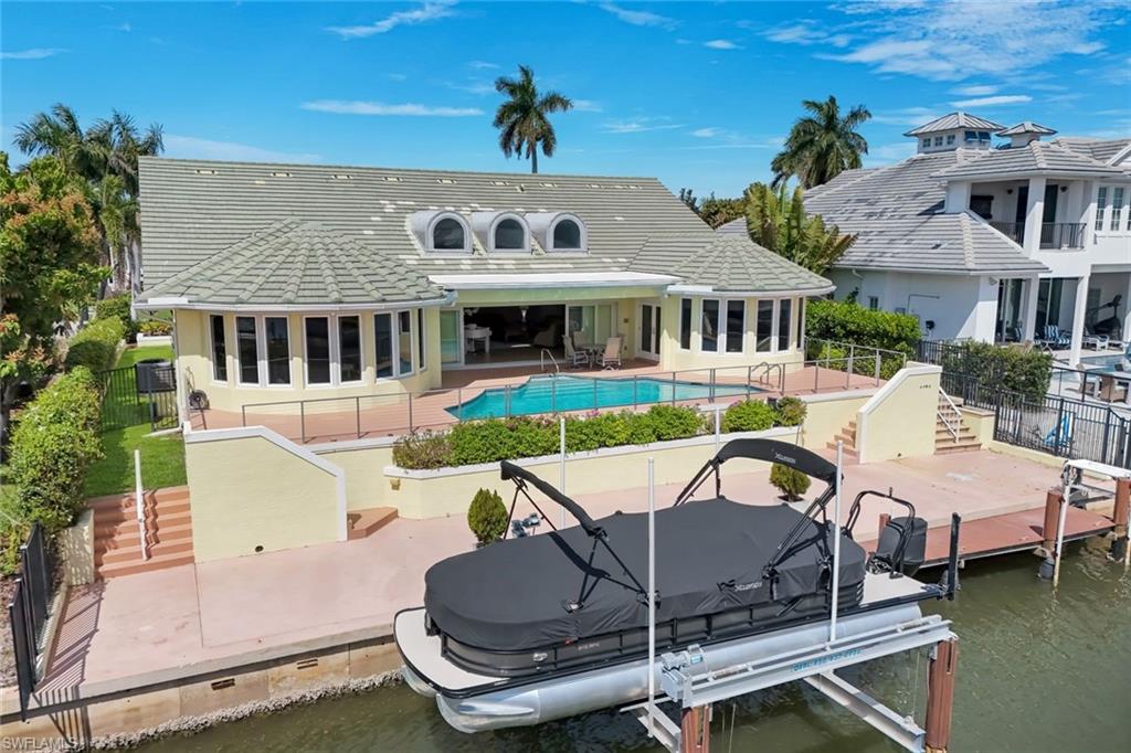 ROYAL HARBOR - Residential