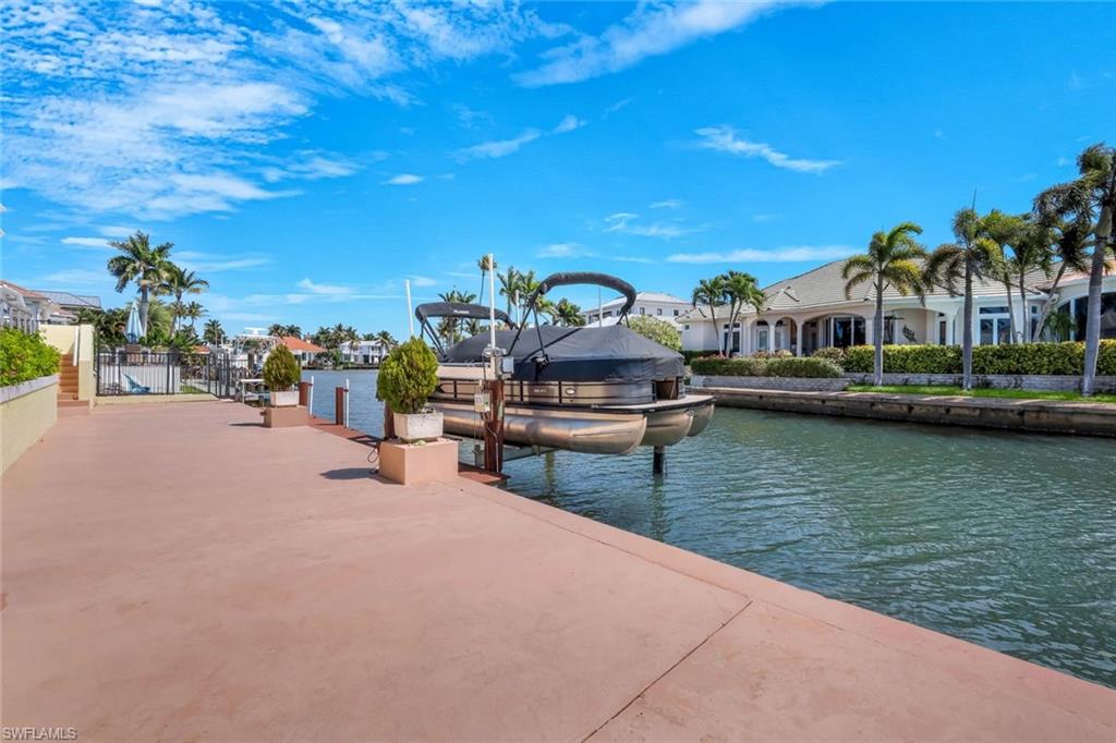 ROYAL HARBOR - Residential