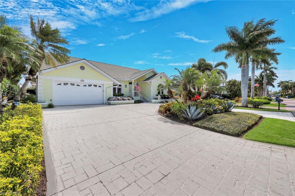 ROYAL HARBOR - Residential
