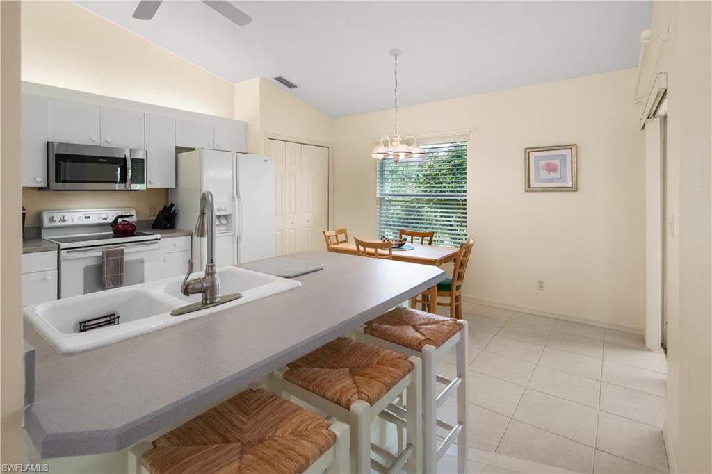 MARCO BEACH - Residential