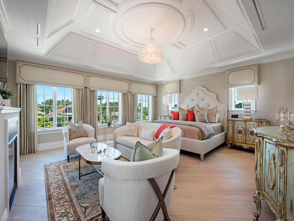 PARK SHORE - Residential