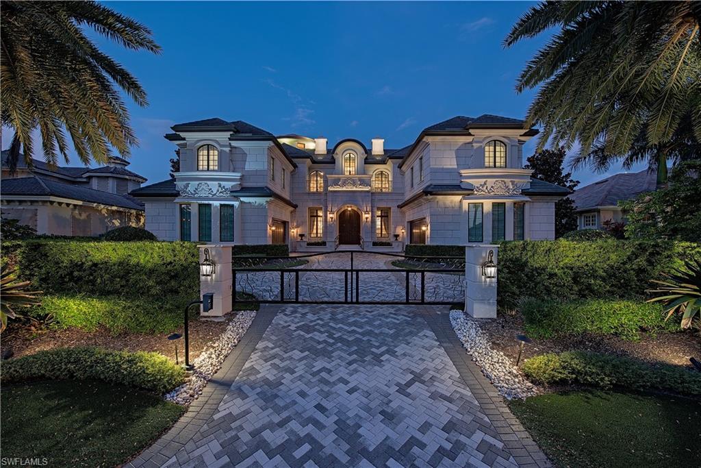 PARK SHORE - Residential