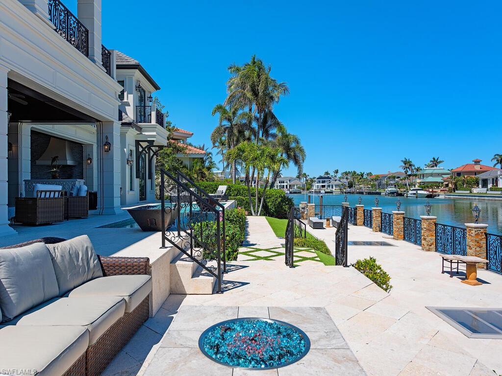 PARK SHORE - Residential